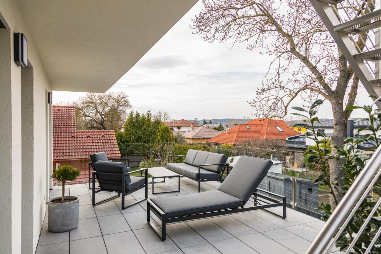 Balatonic Sky Apartment Zamardi Exterior photo